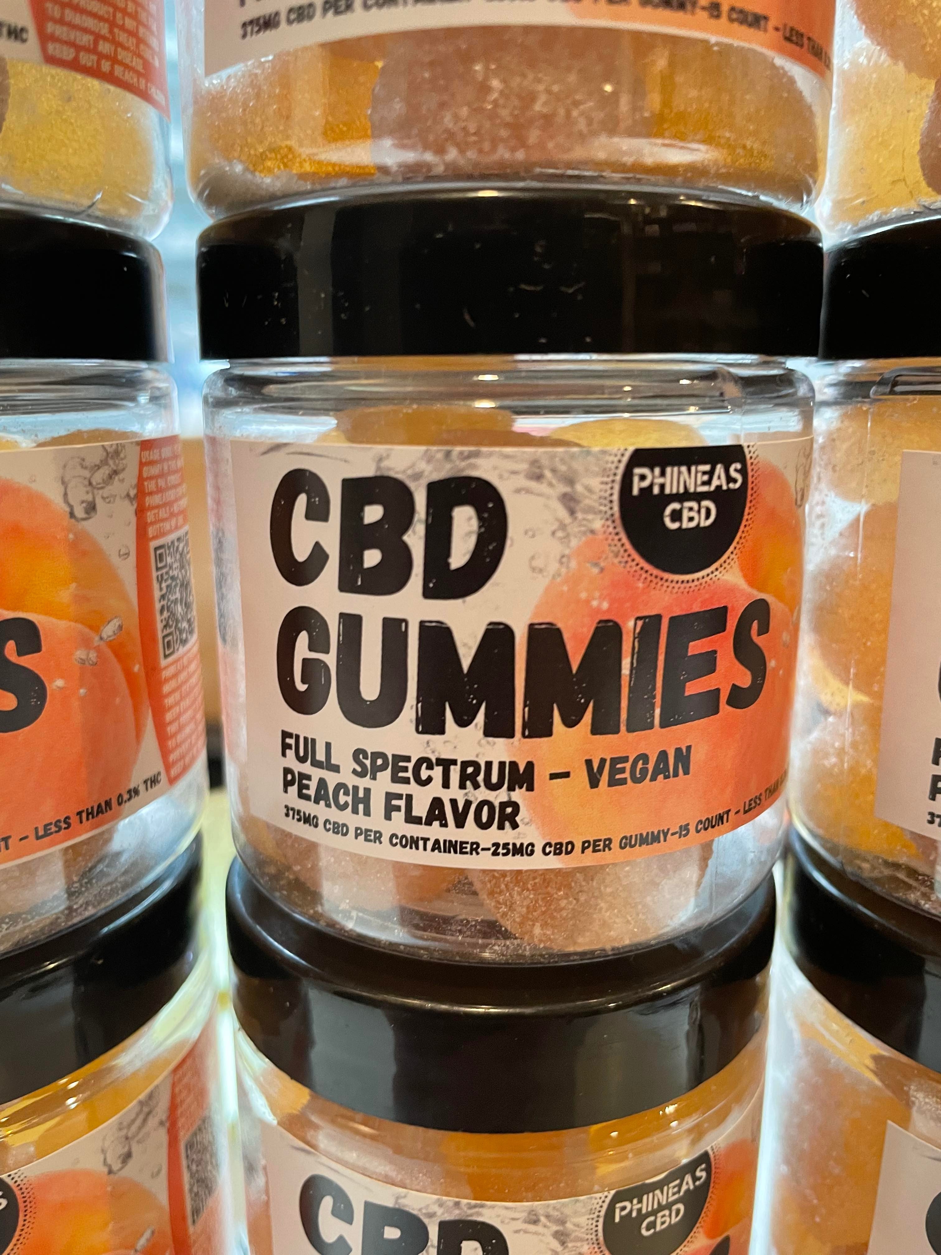 Full Spectrum Vegan Gummy - TRACE THC (Peach) | Phineas CBD